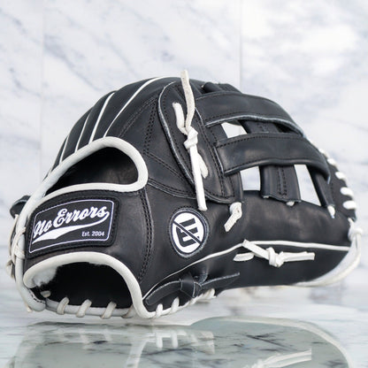 No Errors DWC Series H-Web Fielding Glove - Style 001