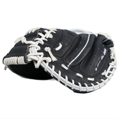 No Errors NO E2 DWC Series One-Piece Catchers Mitt - Style None