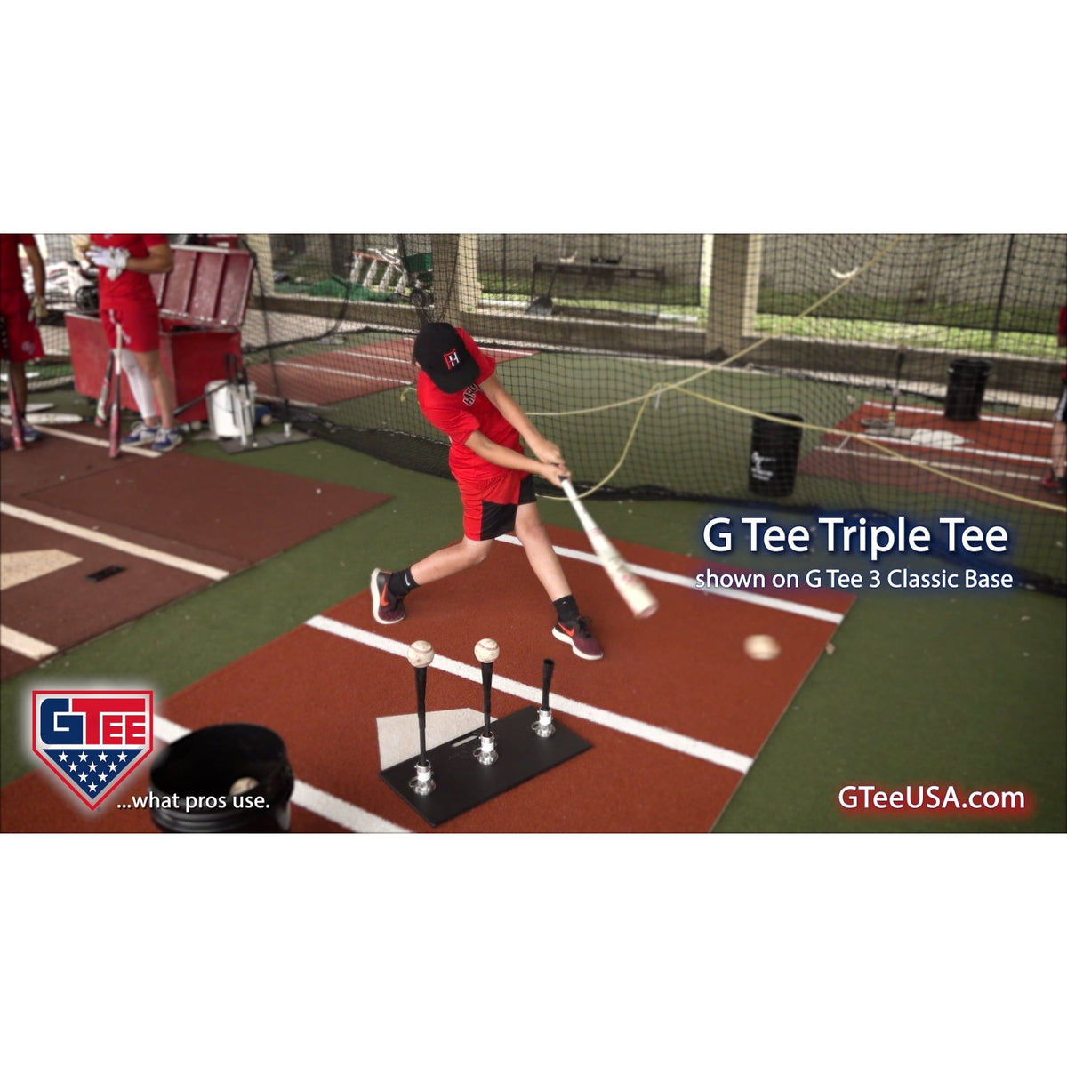 A player using the G Tee 3 Classic Base on a practice field, with G Tee branding across the frame.