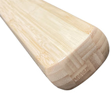 Close-up of the flat hitting face of the ProNine flat training bat