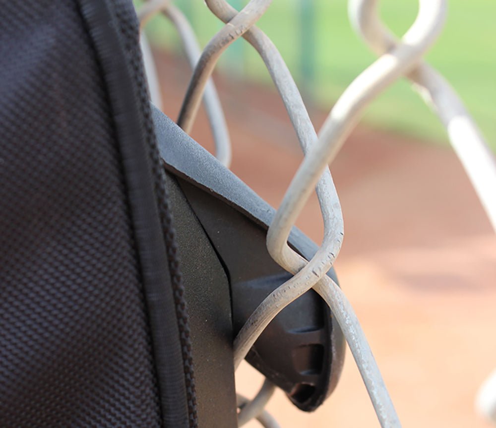 No Errors NO E2 Catcher's Bag with Wheels