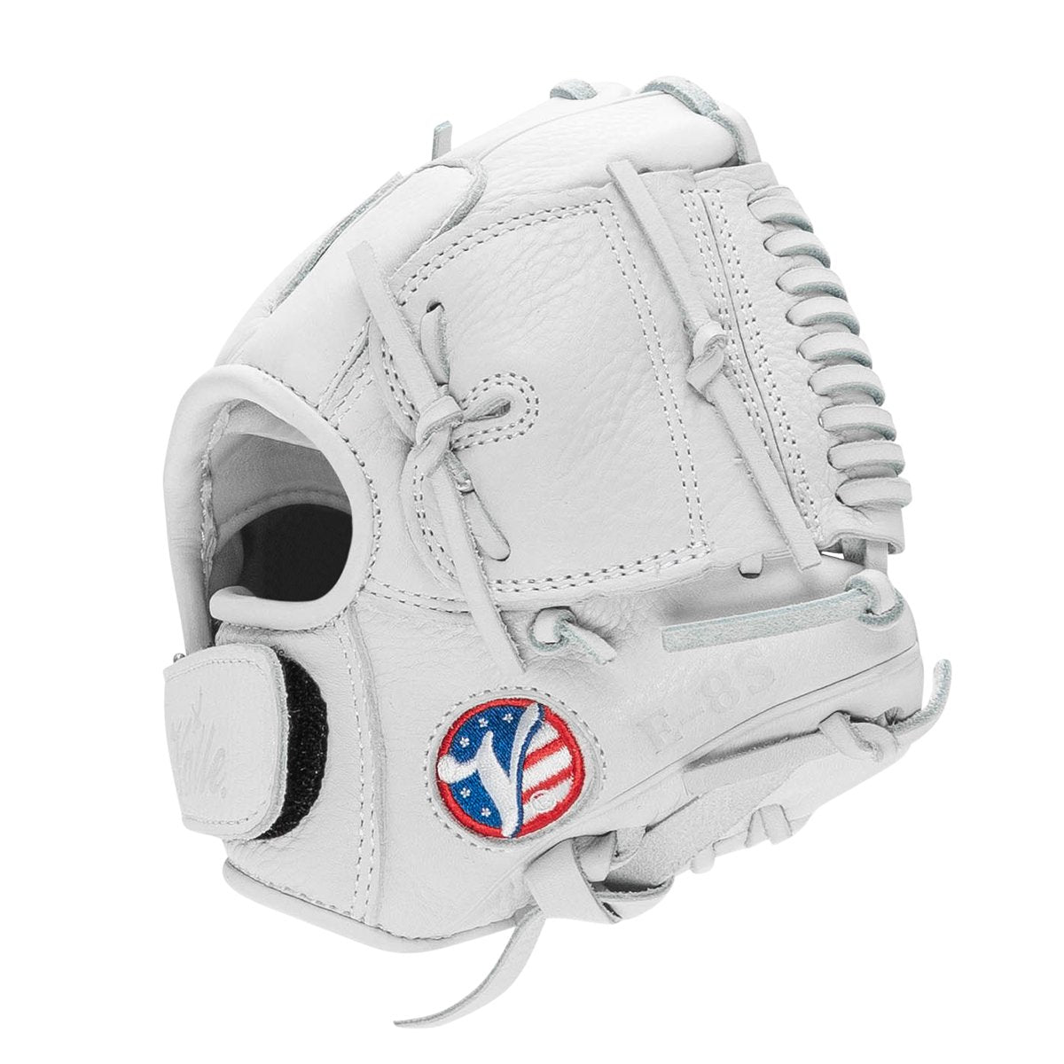 Valle Eagle 8S infield training glove, seen from the thumb side with the Valle patch