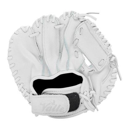 Valle Eagle KK four-finger training glove, back of the hand with the wrist strap