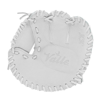 Valle Eagle KK four-finger training glove, open pocket facing the camera