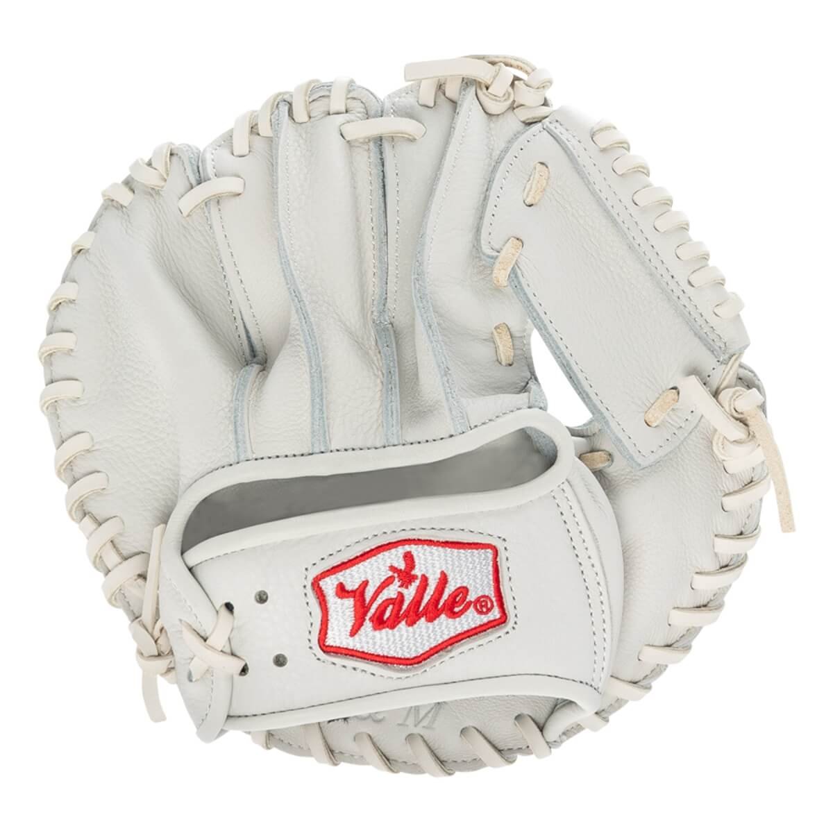 Valle Eagle KK-P open-back training glove, back of the hand with the open wrist and Valle patch