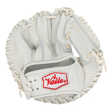 Valle Eagle KK-P open-back training glove, back of the hand with the open wrist and Valle patch