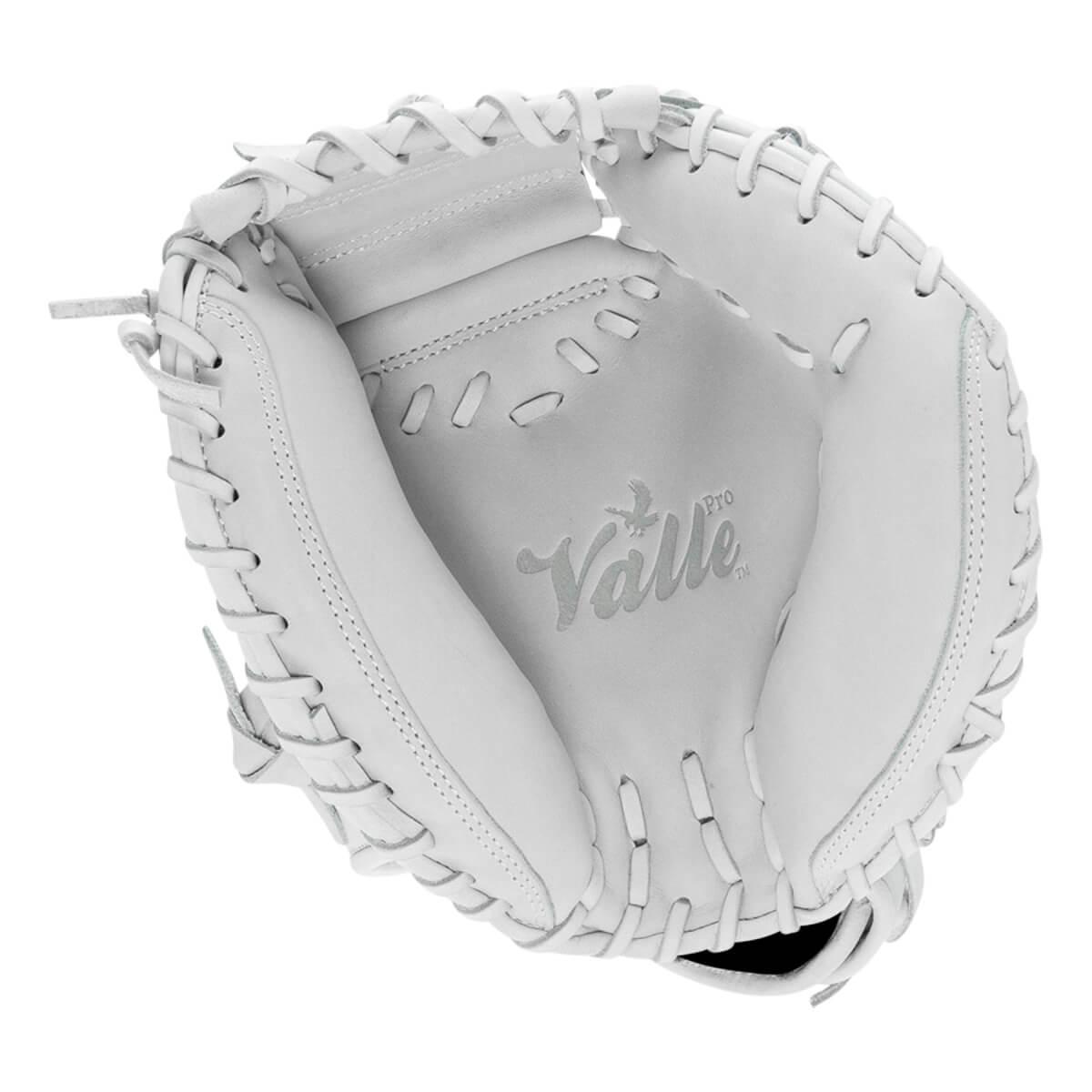 Valle Eagle Pro 29 29 inch catchers training mitt in white Japanese kip leather, pocket view