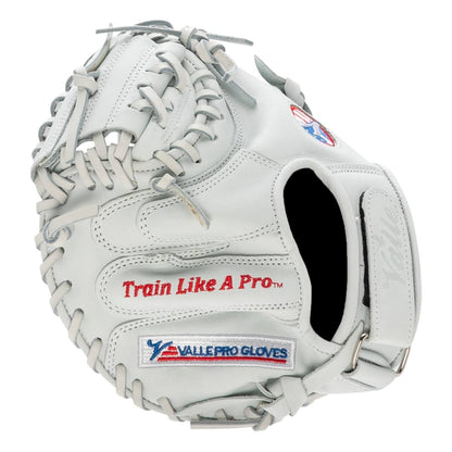 Valle Eagle T25 catcher's training mitt, seen from the finger side