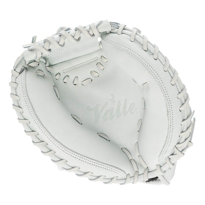 Valle Eagle T25 catcher's training mitt, open pocket facing the camera