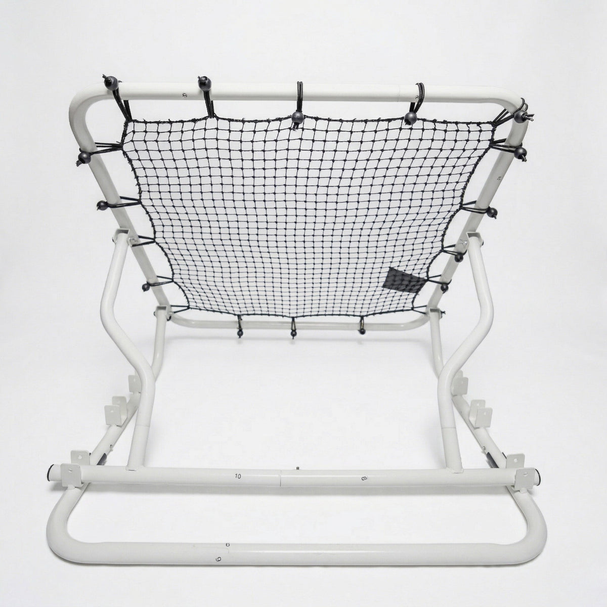 Valle pitchback rebounder, 28 inch square net on its frame, in use view